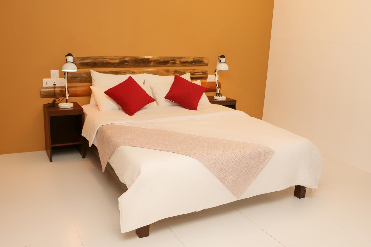 The Castaway Retreat Hotel Feridhoo Buitenkant foto