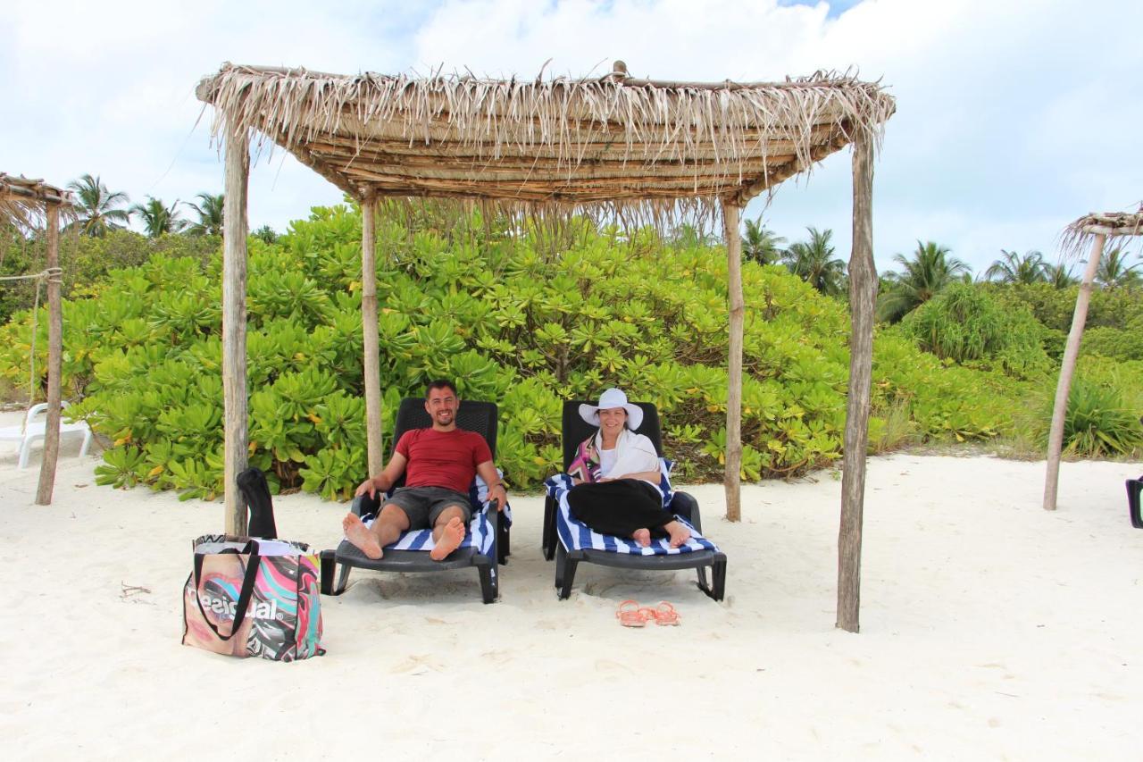 The Castaway Retreat Hotel Feridhoo Buitenkant foto